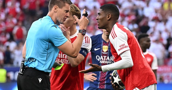 F8BET cược bóng đá: Tranh cãi trọng tài bao trùm trận chung kết Champions League - hình ảnh - f8betvip.vip F8BET cược bóng đá: Tranh cãi trọng tài bao trùm trận chung kết Champions League - hình ảnh - f8betvip.vip