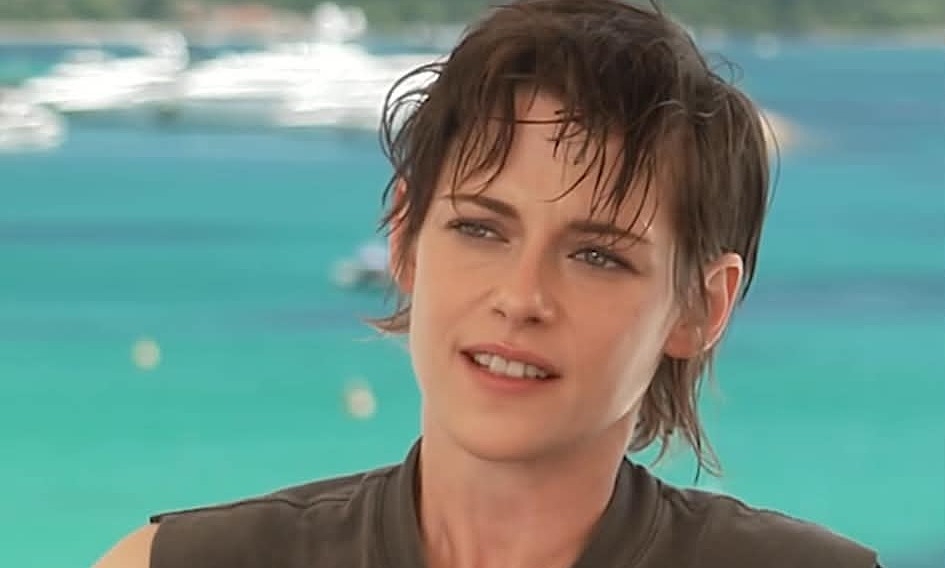 Nhà cái cá cược số 1 và sức hút từ phong cách tomboy của Kristen Stewart - hình ảnh - f8betvip.vip