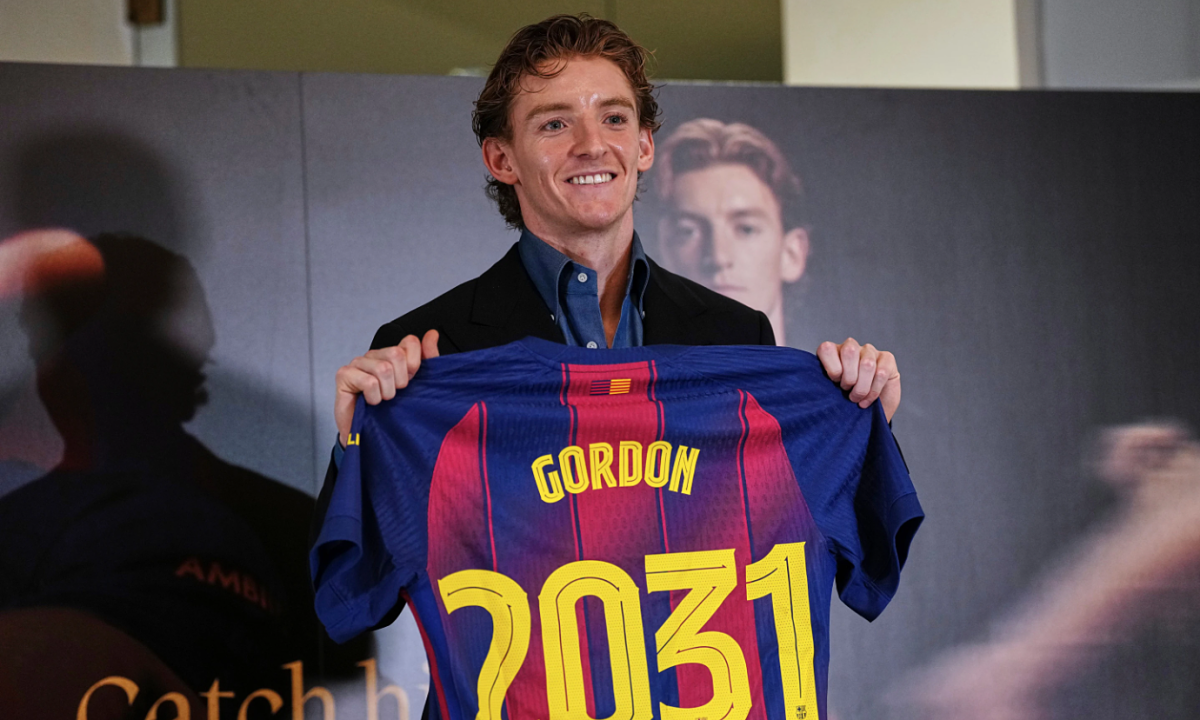 F8BET chính thức: Gordon háo hức sát cánh cùng Yamal tại Barca - hình ảnh - f8betvip.vip