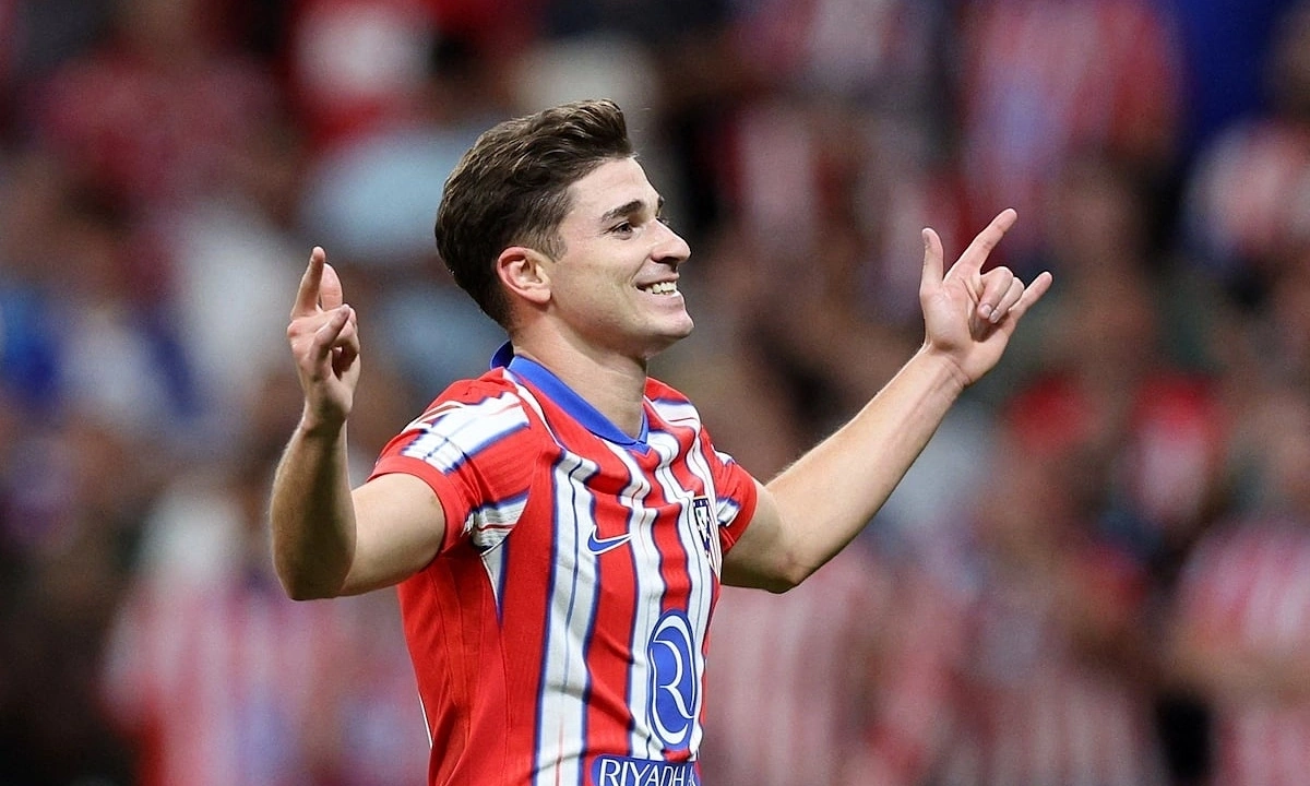 F8BET cược bóng đá: Barca hỏi mua Julian Alvarez giá 117 triệu USD - hình ảnh - f8betvip.vip