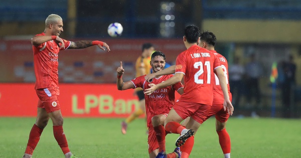 F8BET cược thể thao: CAHN đăng quang V-League 2025-2026 – Dấu ấn thống trị mới - hình ảnh - f8betvip.vip F8BET cược thể thao: CAHN đăng quang V-League 2025-2026 – Dấu ấn thống trị mới - hình ảnh - f8betvip.vip