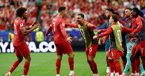 F8BET và khoảnh khắc Ronaldo thắp lửa: Bồ Đào Nha đáp trả Henry bằng lối chơi bùng nổ - hình ảnh - f8betvip.vip
