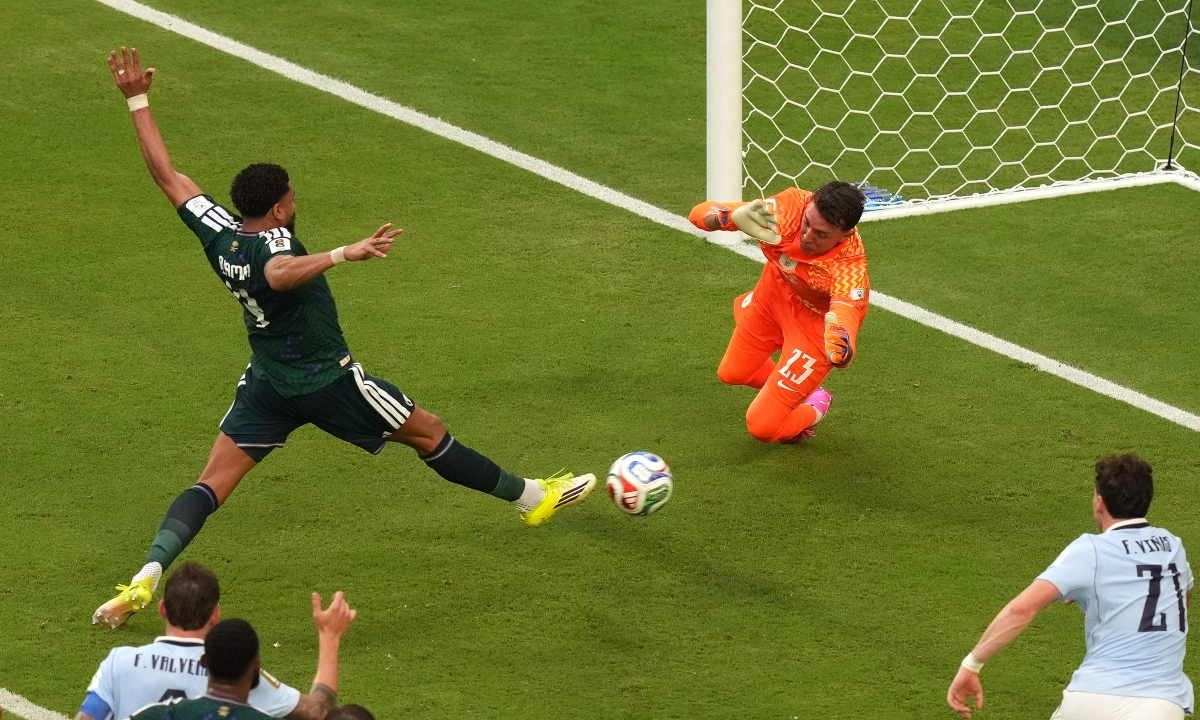 F8BET cược bóng đá: Arab Saudi gây địa chấn, thắng Uruguay 1-0 tại World Cup 2026 - hình ảnh - f8betvip.vip F8BET cược bóng đá: Arab Saudi gây địa chấn, thắng Uruguay 1-0 tại World Cup 2026 - hình ảnh - f8betvip.vip