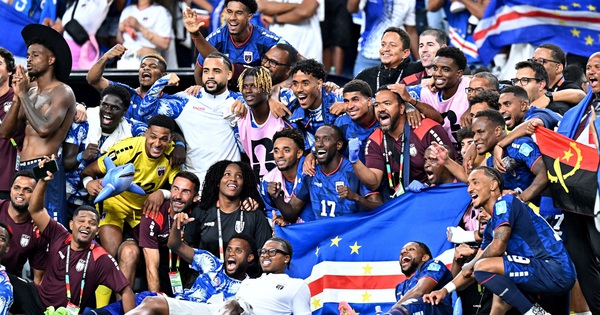 Cabo Verde gửi thông điệp mạnh mẽ đến Messi và Argentina: ‘Chúng tôi có hẳn 2 GOAT!’ - hình ảnh - f8betvip.vip