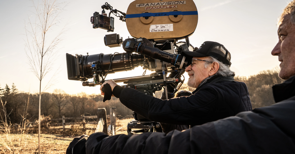 Bom tấn vừa ra mắt của Steven Spielberg gây tranh cãi: góc nhìn mới cho người chơi Việt - hình ảnh - f8betvip.vip