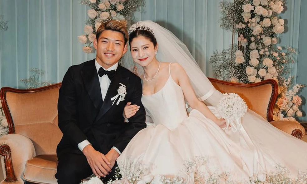 F8BET cược thể thao và phong cách thời trang thu hút của vợ tiền vệ Nhật Bản - hình ảnh - f8betvip.vip