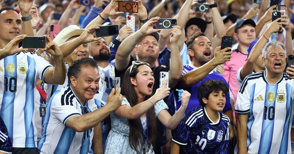 F8BET Việt Nam: Messi trở về ‘nhà’ trước đại chiến Cabo Verde, fan Argentina cuồng nhiệt tại Miami - hình ảnh - f8betvip.vip